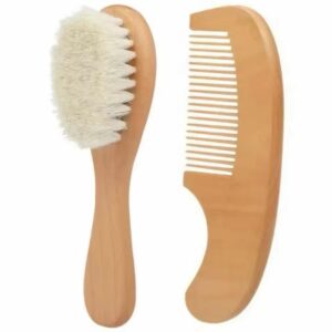 Kit Escova e Pente de Madeira – Cuidados delicados para cabelos precioso