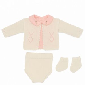 Tricot Branco.camisa rosa