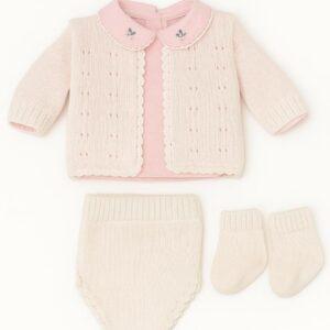 Tricot Branco e Camisa Rosa
